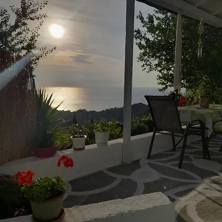Sunrise House * Kymi